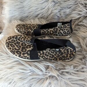 Cheetah print rocket dog shoes size 9